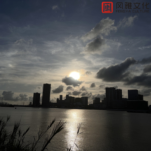 啊〜用力〜嗯〜轻一点苏新皓
